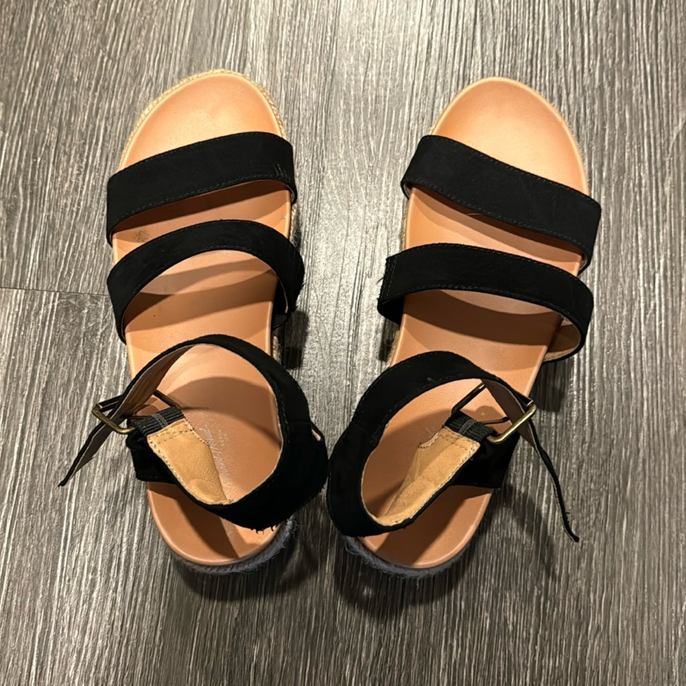 Universal Thread Black Espadrilles